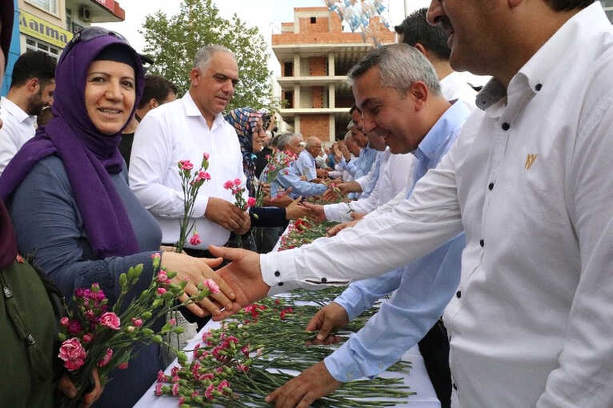 AK Parti Antalya Teşkilatında Bayramlaşma Töreni