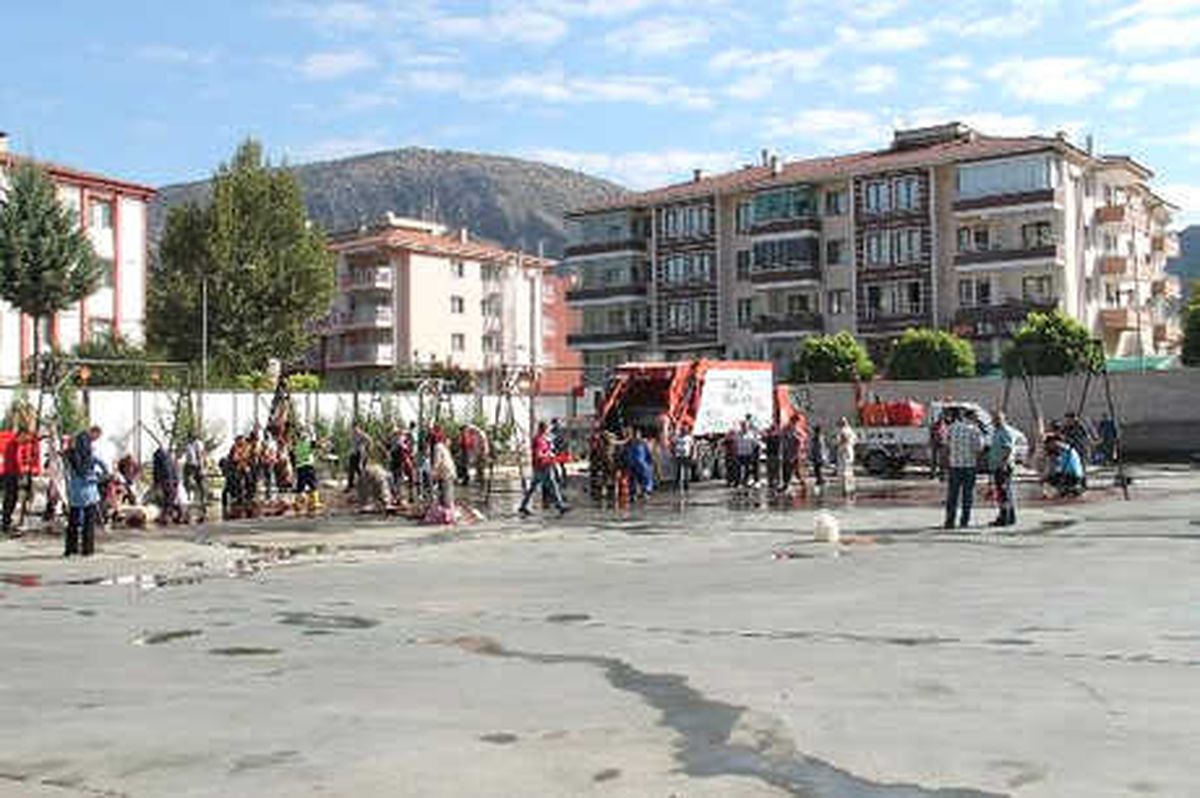 Amasya\'dan Kurban Kesimi Manzaraları