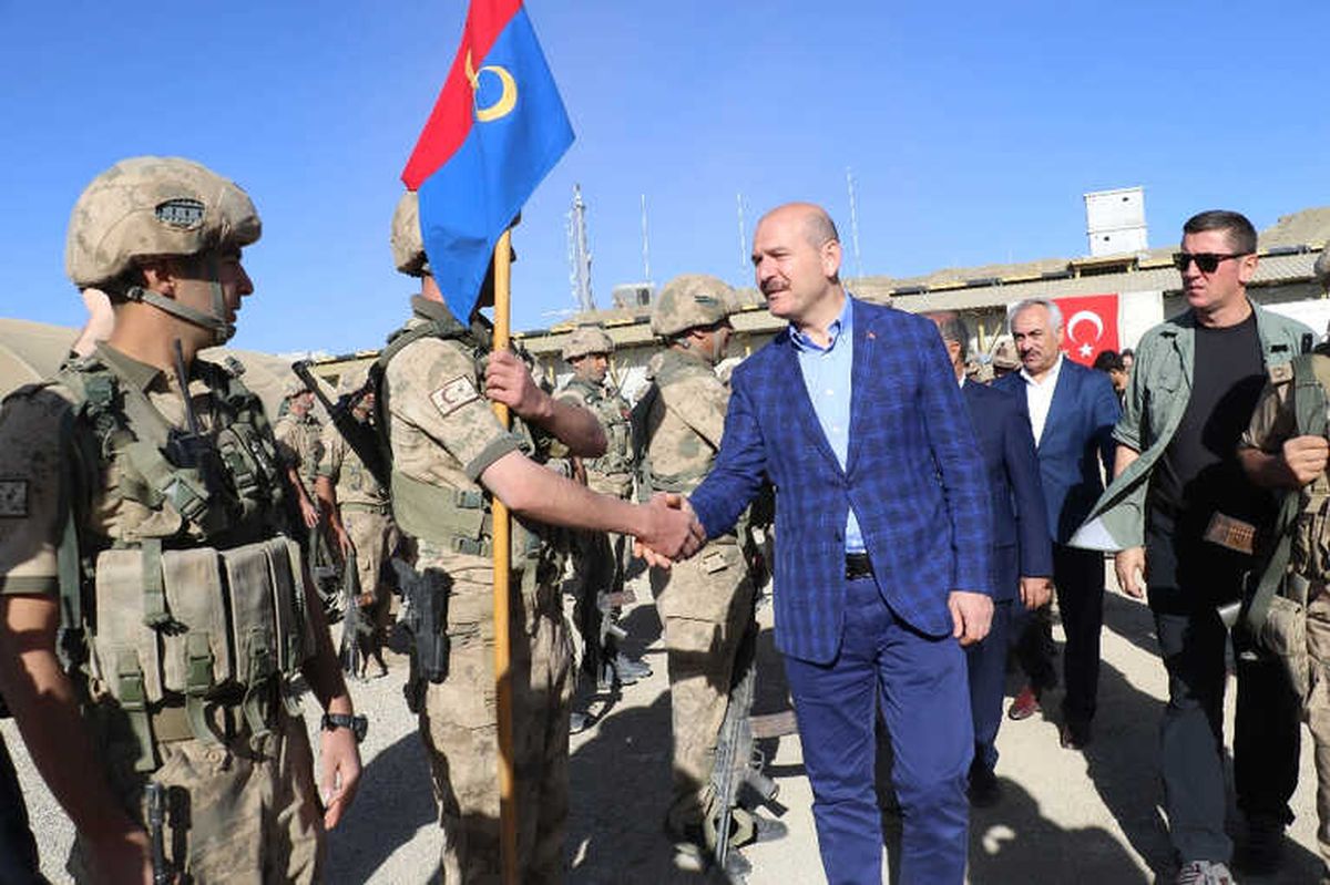 Bakan Soylu, Askerlerle Bayramlaştı