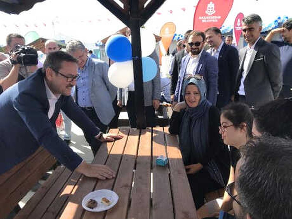Başakşehir Belediye Başkanı Vatandaşla Bayramlaştı