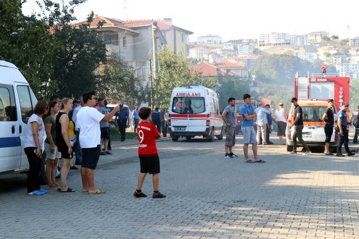 Çalılık Alanda Çıkan Yangın 10 Dönümlük Araziyi Küle Çevirdi