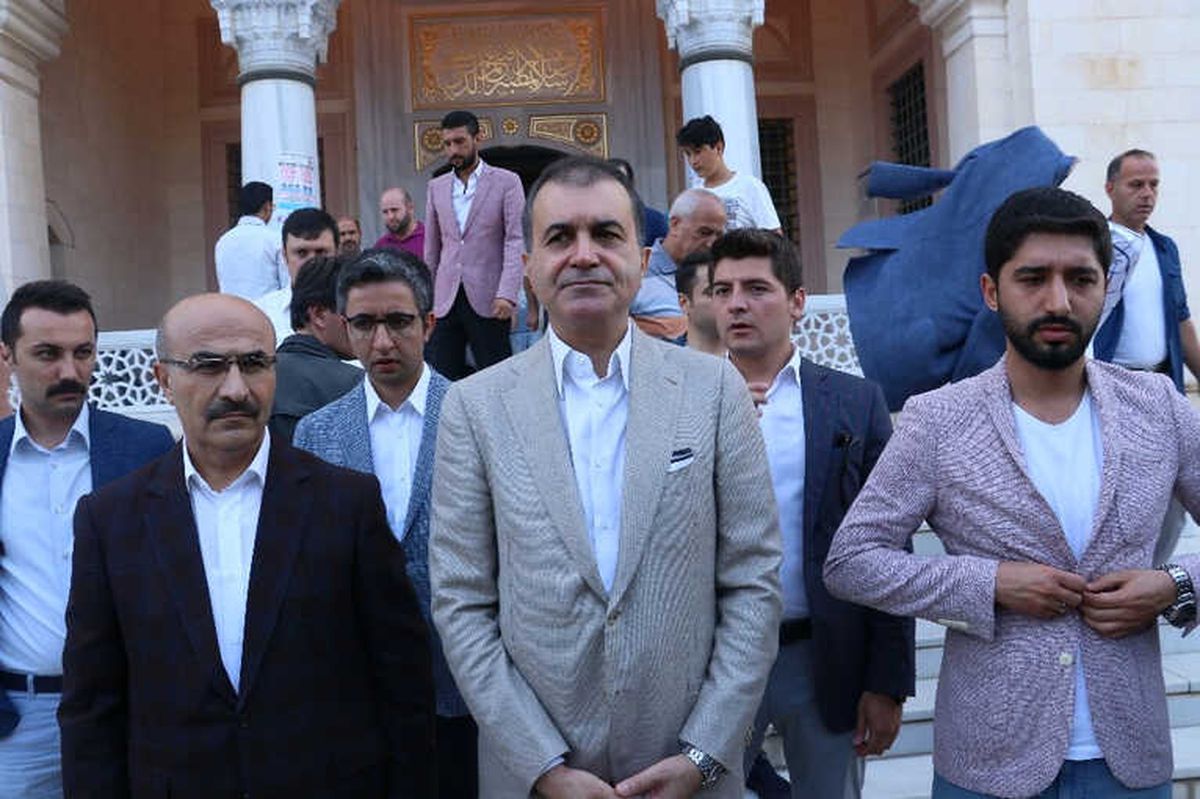 Çelik: "Millet Olmanın Ruh Köküne Nasıl Sahip Olduğumuzu Bir Kere Daha Gösterdik"