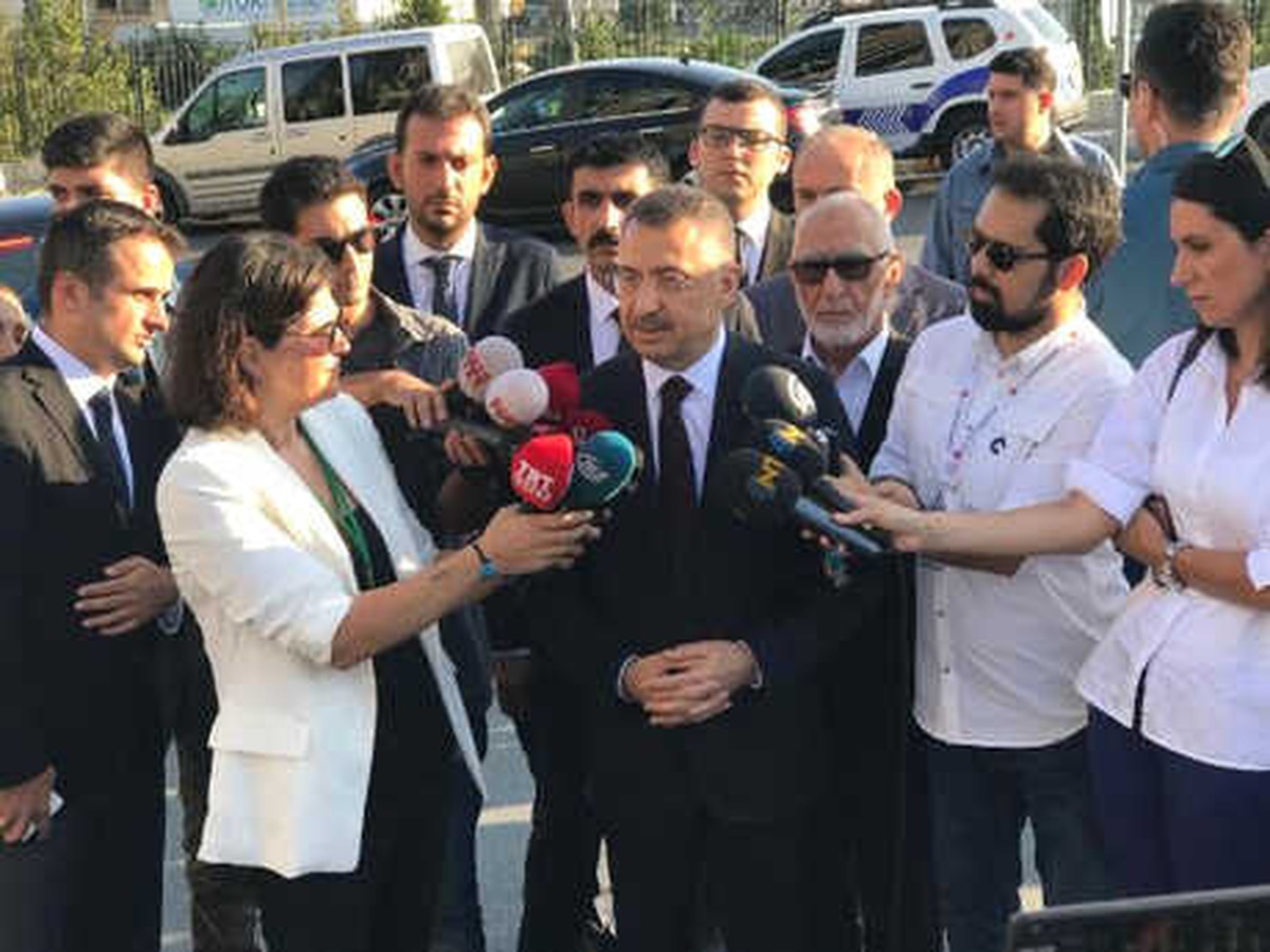 Cumhurbaşkanı Yardımcısı Oktay\'dan Bayram Namazı Sonrası Açıklama