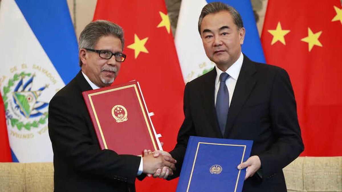 Dolar Diplomasisi: El Salvador, Para Alamadığı Tayvan\'la İlişkilerini Kesti, Çin\'le Anlaştı