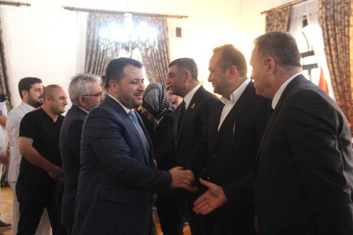 Elazığ\'da Bayramlaşma Töreni