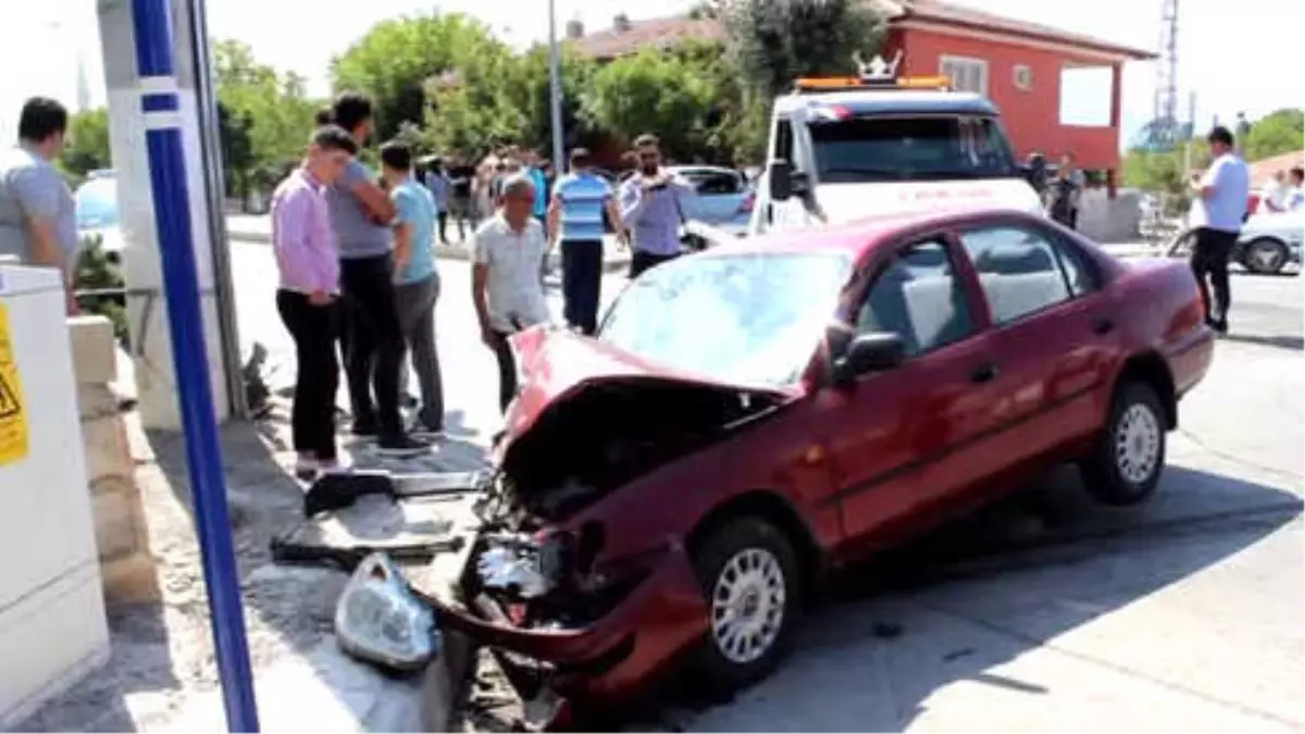 Erzincan\'da Trafik Kazası: 5 Yaralı