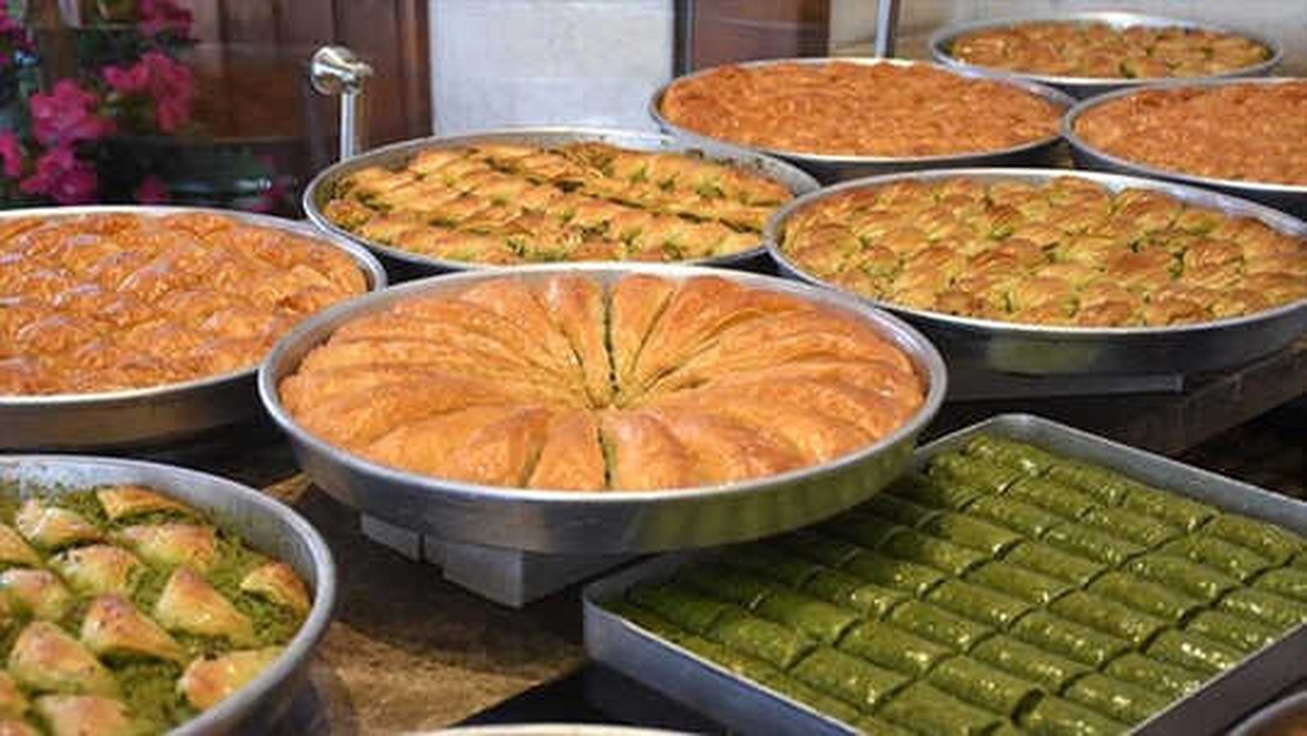 Kurban Bayramı\'nda Baklava Üretimi Katlandı
