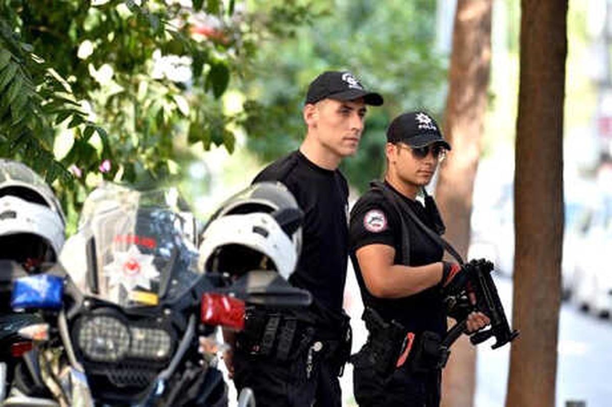 Rahip Brunson, Evine Koşu Bandı Aldı