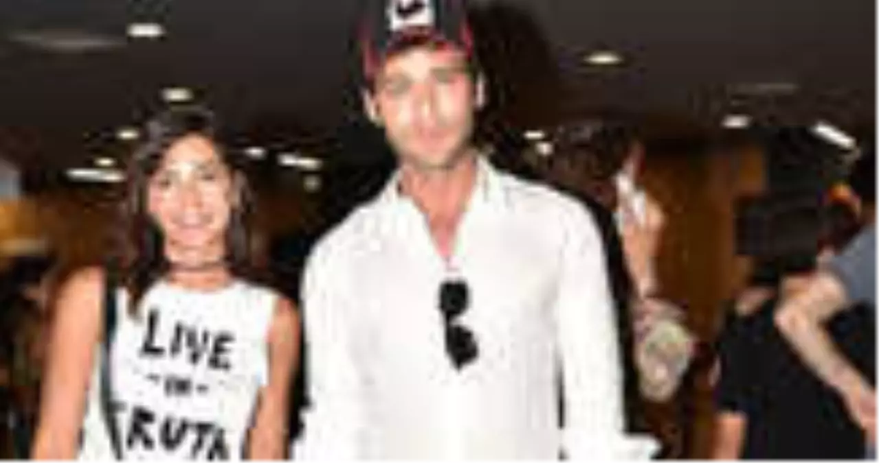 Seçkin Özdemir Sevgilisi Demet Özdemir\'e 300 Adet Gül Yolladı