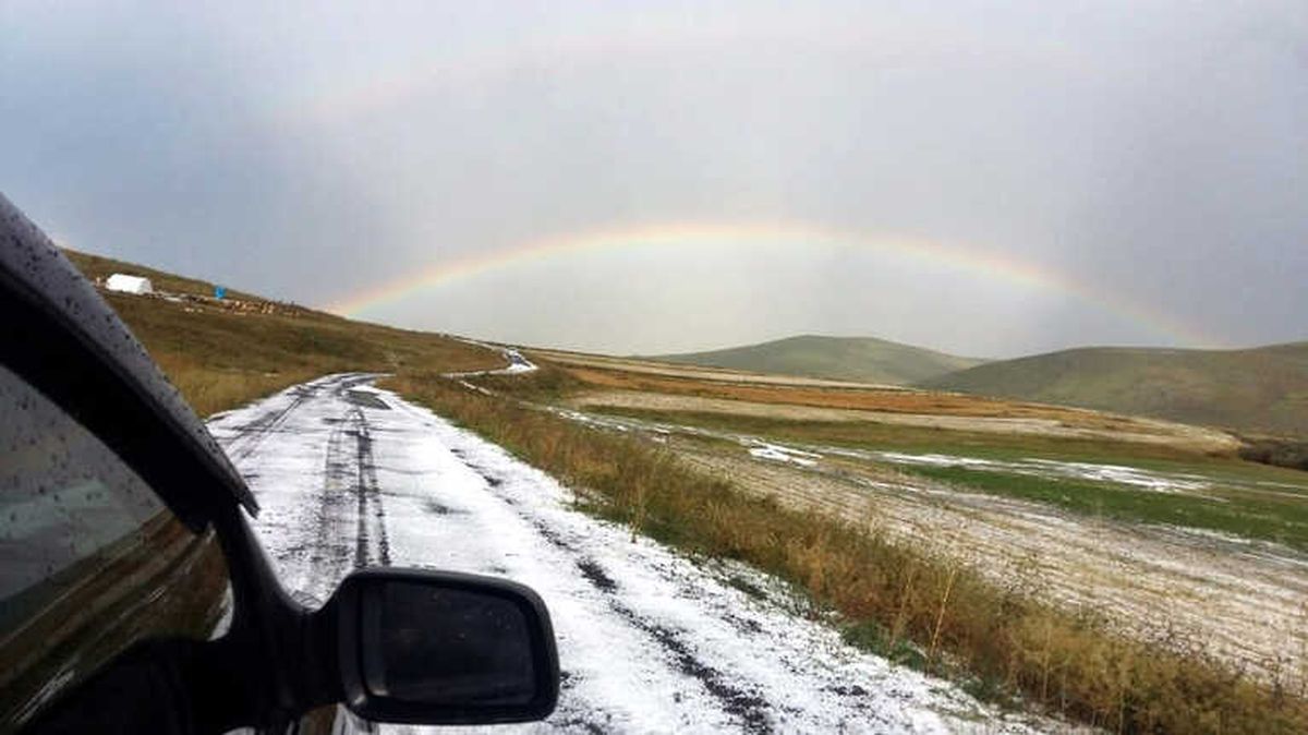 Dolu, Ardahan\'ı Beyaza Bürüdü