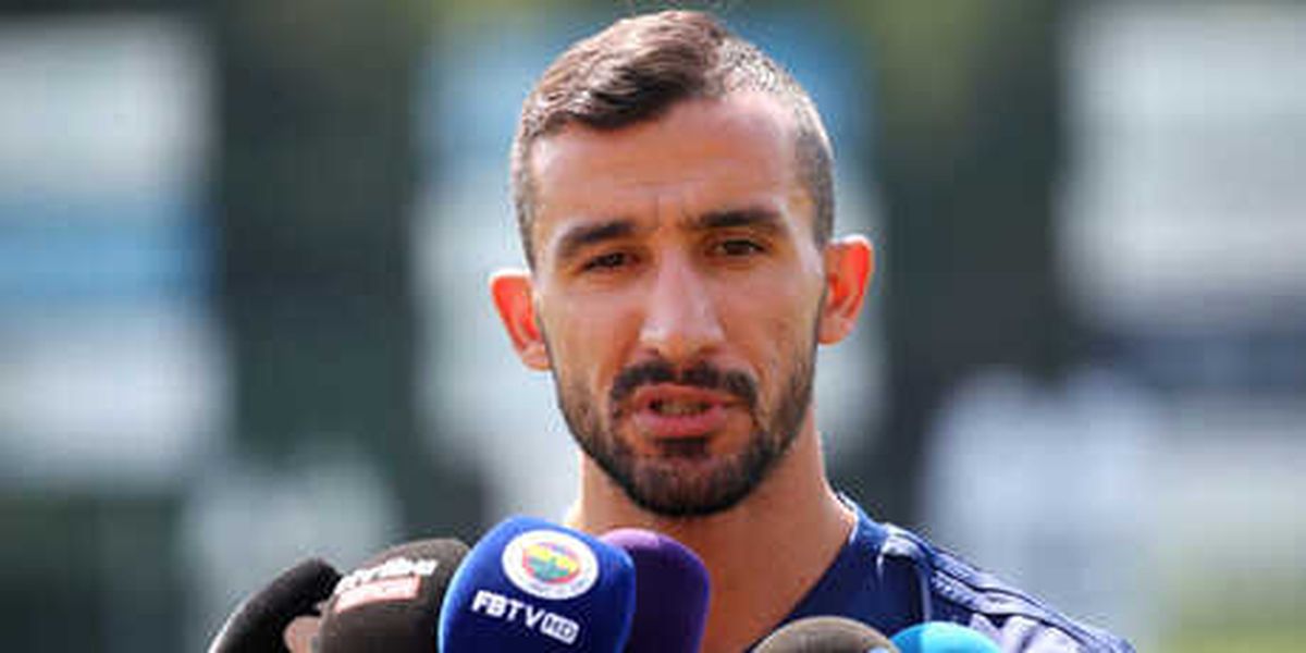 Mehmet Topal\'a Qpr Talip Oldu