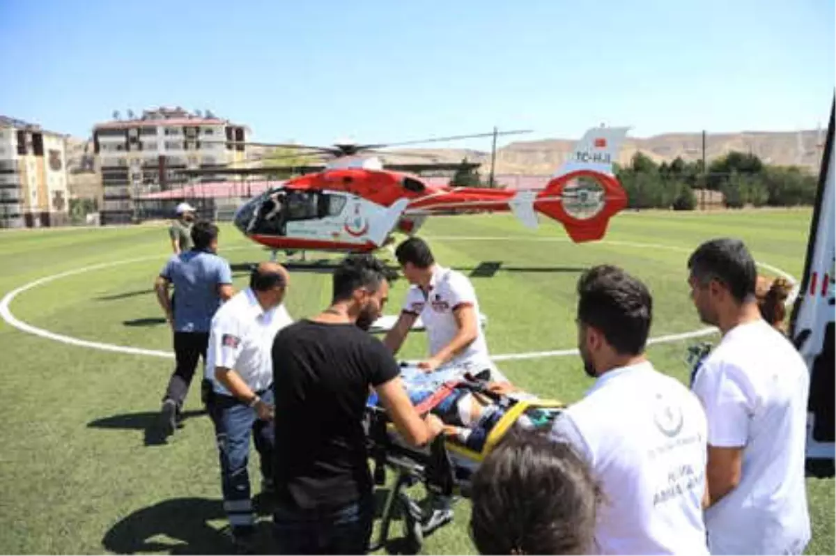 Minibüse Çarpan Motosikletteki Serkan Öldü, Ağabeyi Doğukan Ağır Yaralı