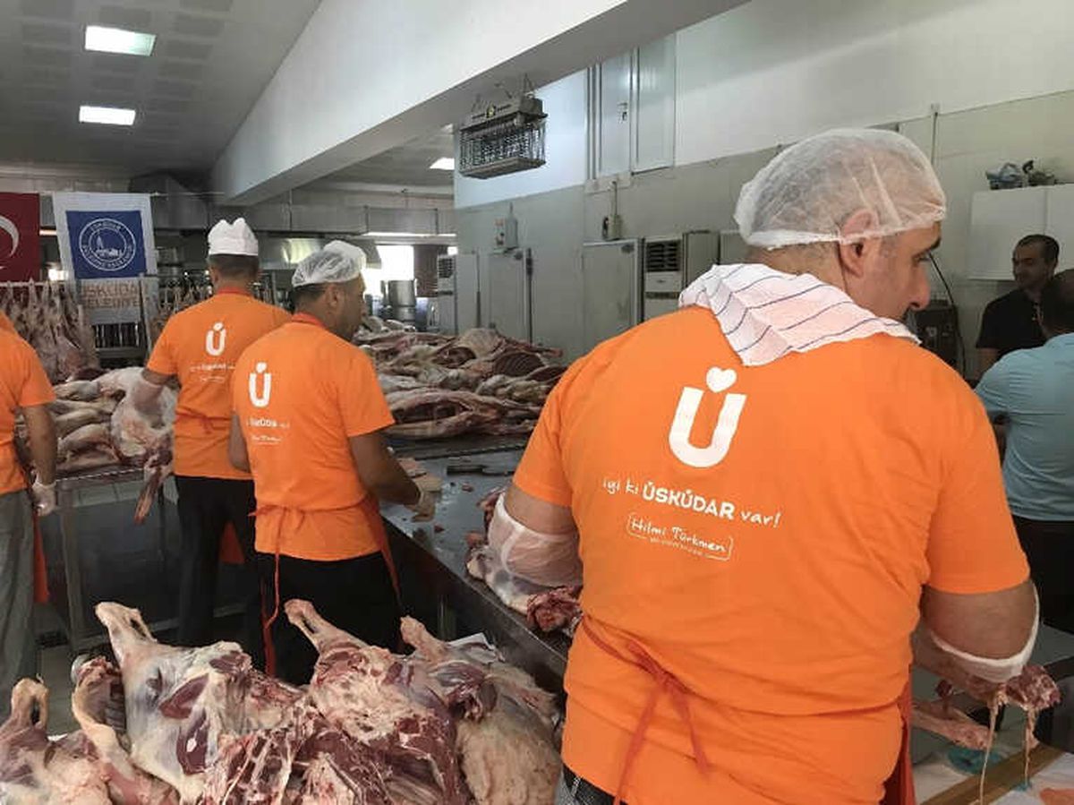 Üsküdar Belediyesinden 3 Bin İhtiyaç Sahibi Aileye Kurban Eti