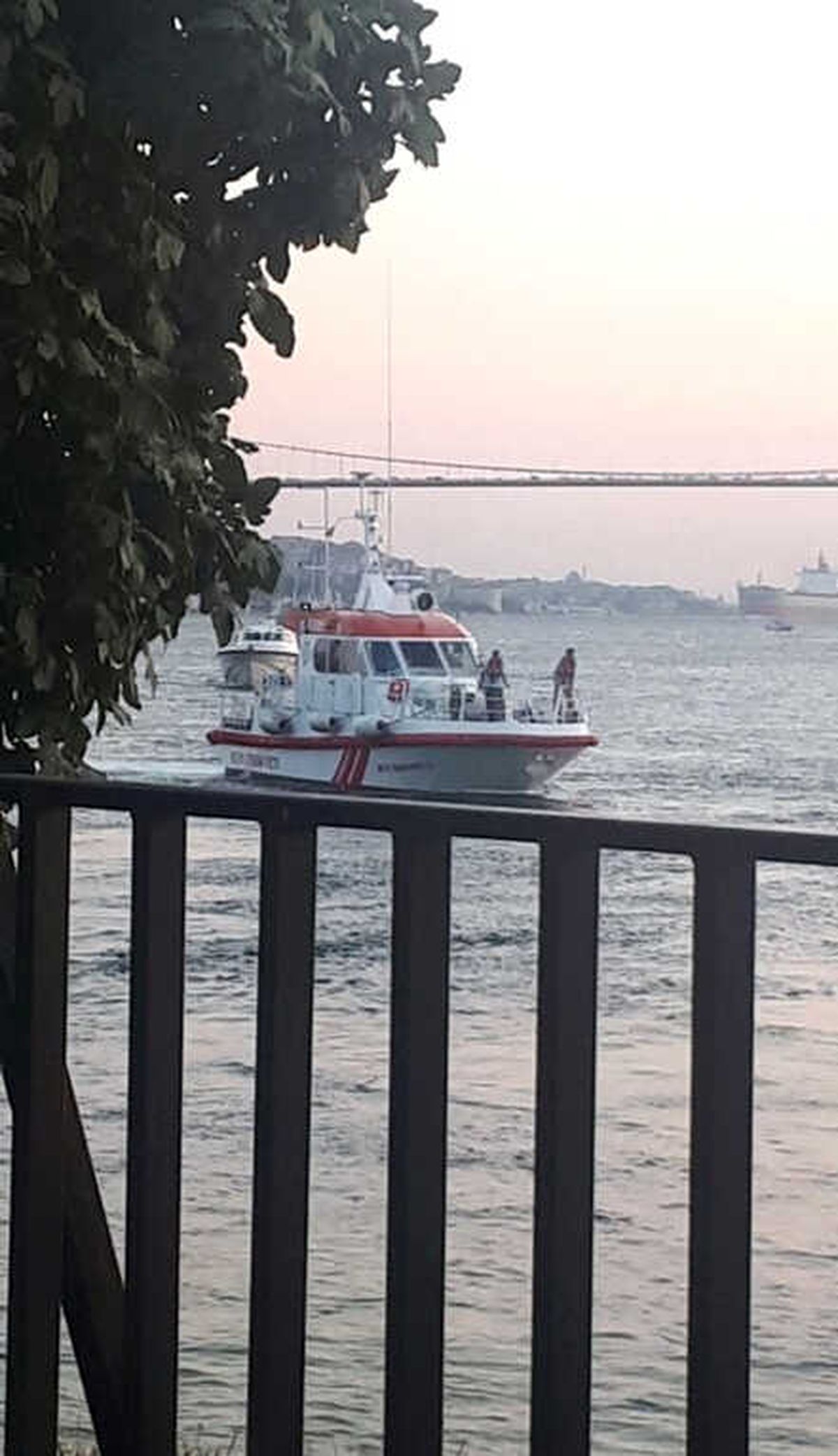 Boğazda Denize Giren Afganlı Genç Boğuldu