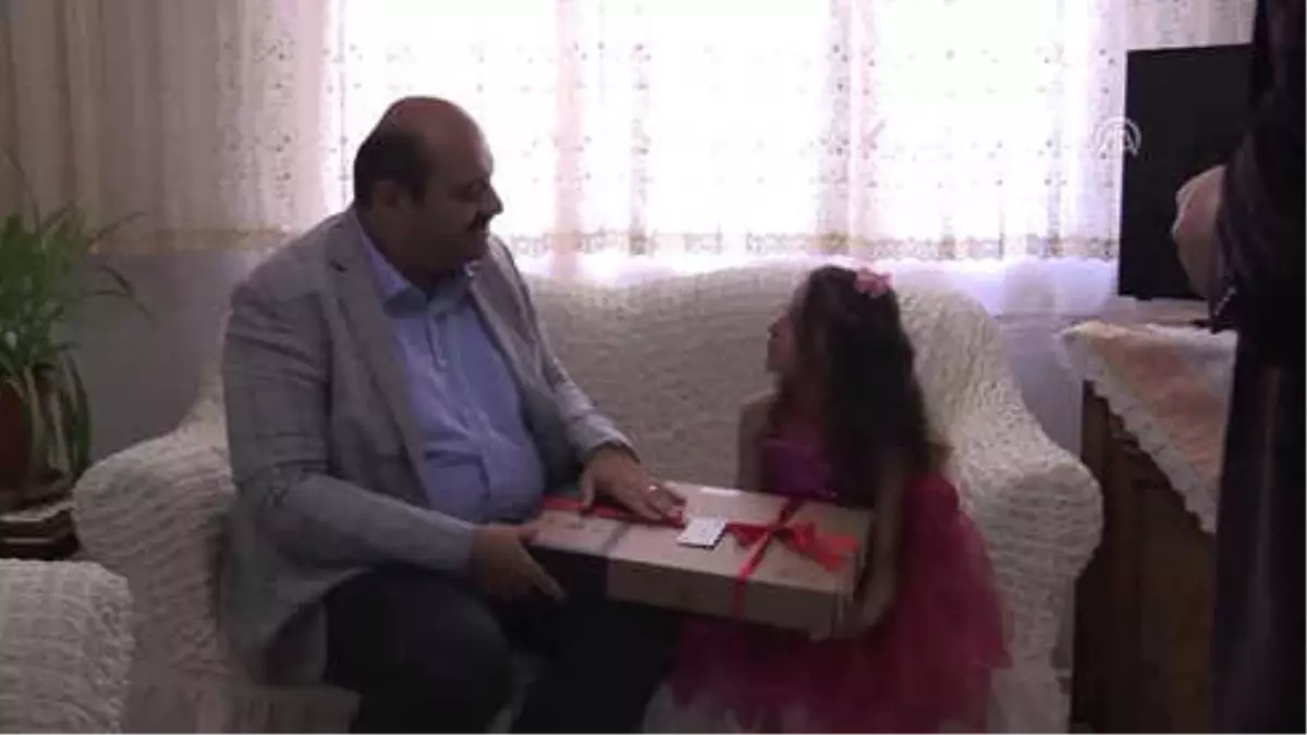 Küçük Cansu\'nun Videosu Yol Sorununu Çözdü