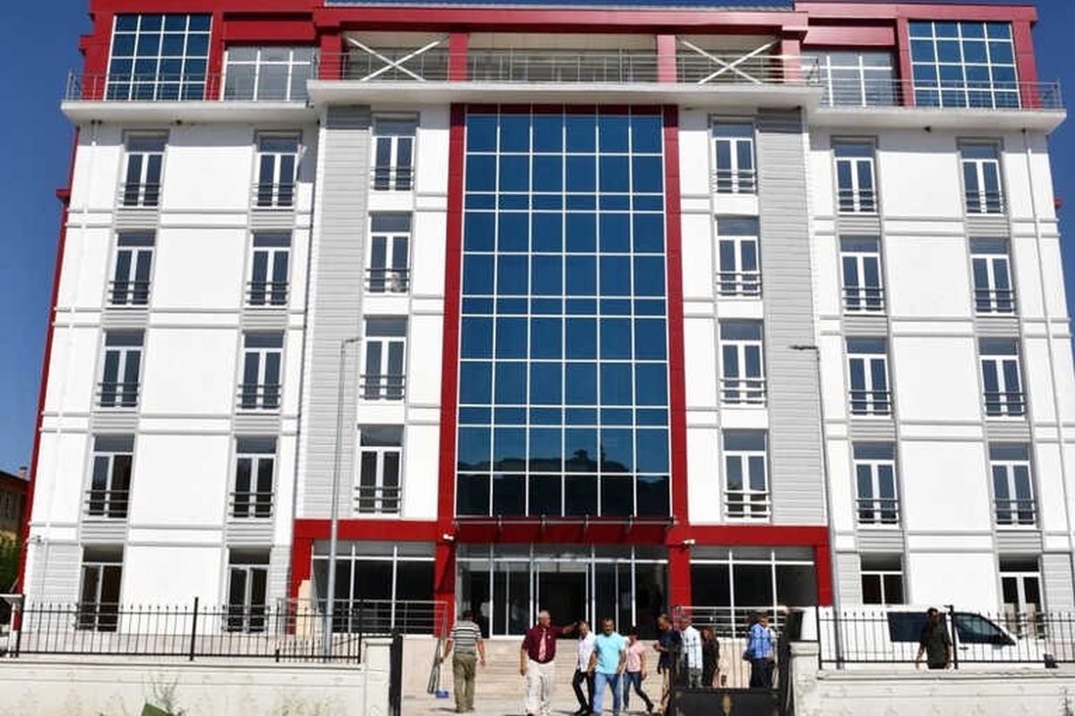 Tunceli\'de 5 Yıldızlı Otel Konforundaki Öğretmenevi Tamamlandı