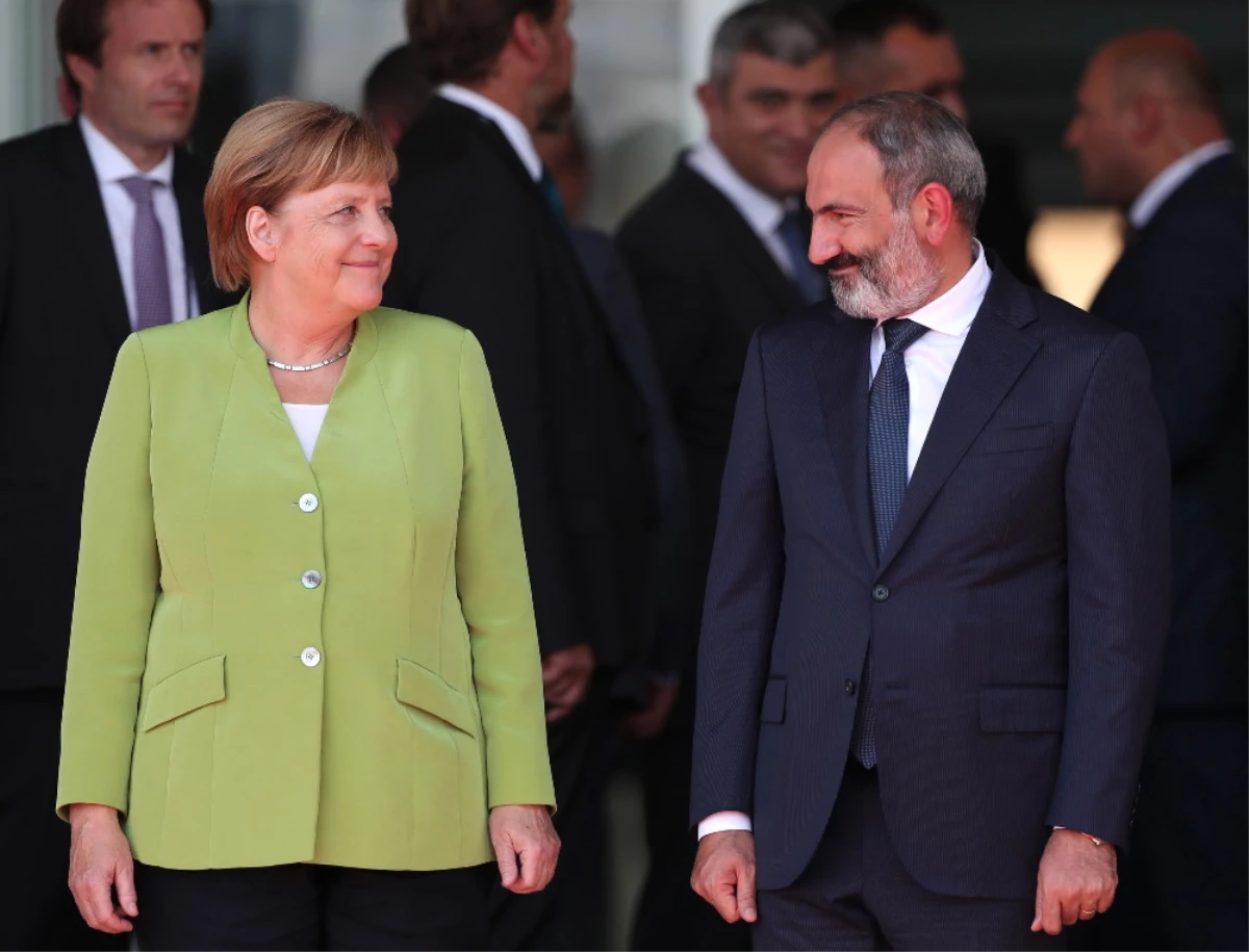 Almanya Başbakanı Merkel, Ermenistan\'da