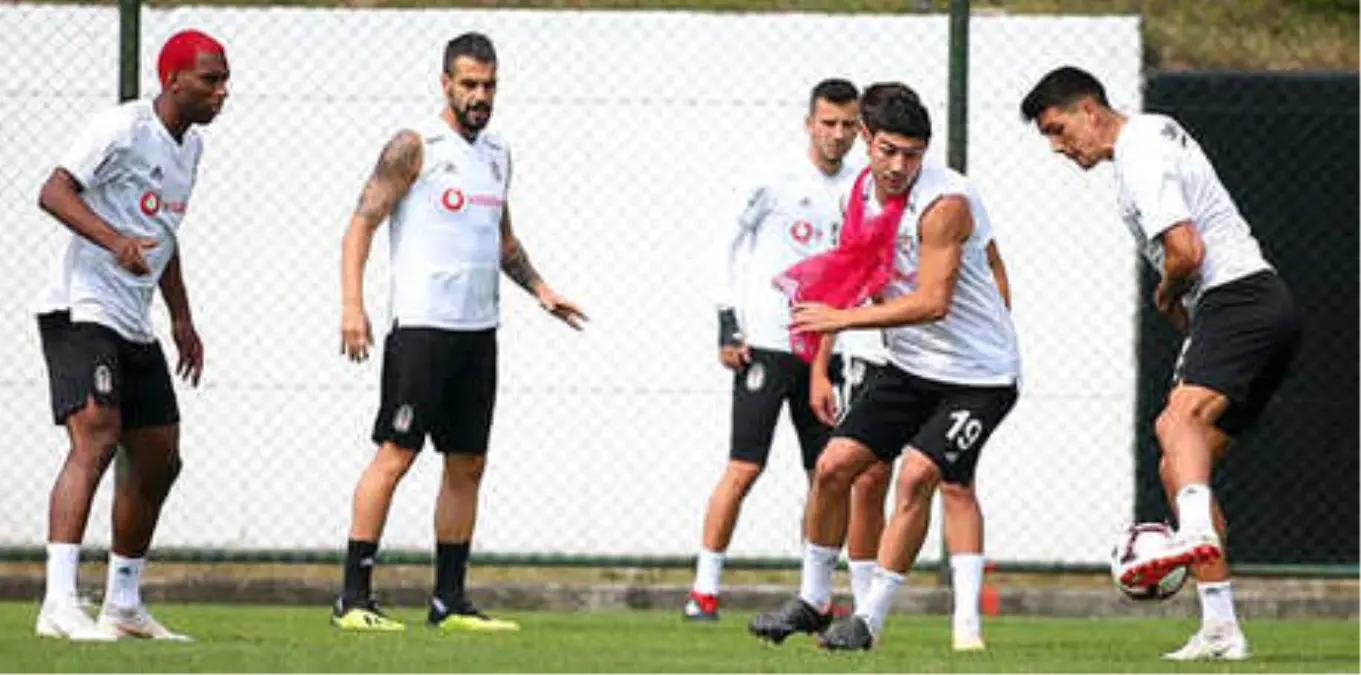 Beşiktaş, Antalyaspor Maçının Hazırlıklarına Ara Vermeden Başladı