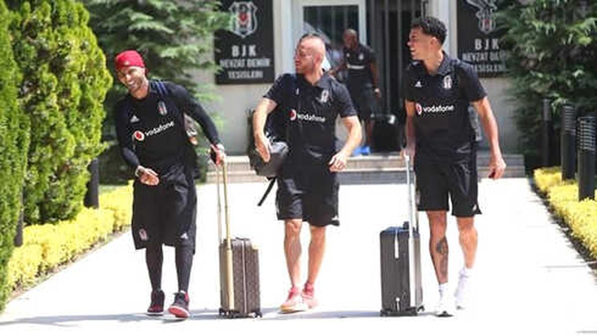Beşiktaş, Sırbistan\'a Eksik Gitti
