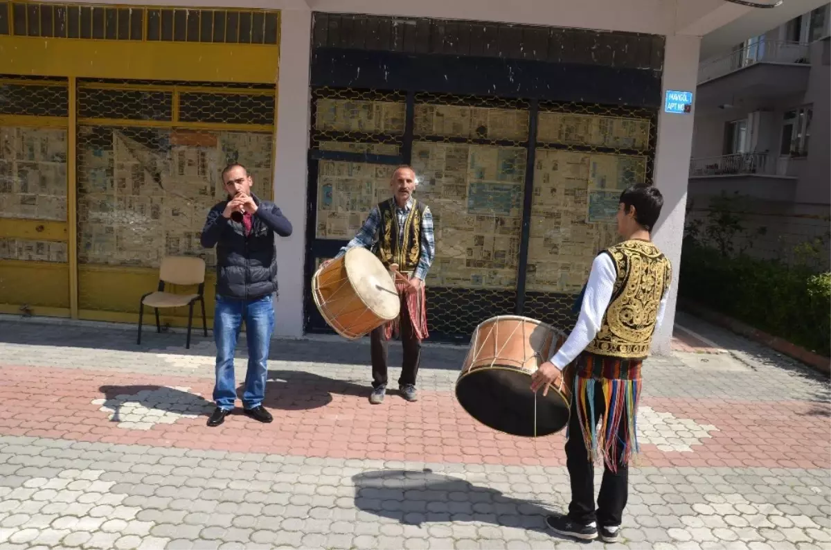 Davul ve Zurna Düğünlerin Vazgeçilmezi