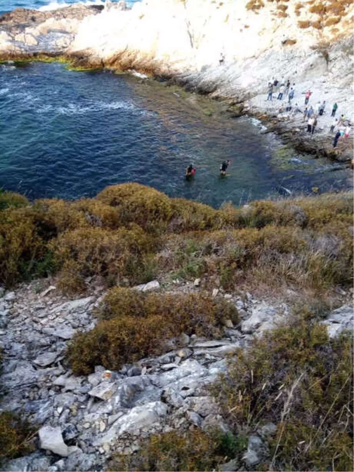 Ek Bilgi ve Fotoğraflarla// Şile\'de İkinci Kayıp; Olumsuz Hava Koşulları Nedeniyle Denize Girmek...