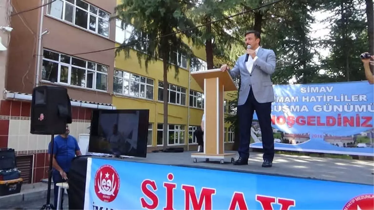 Hamza Dağ, Simav İmam Hatip Lesesi\'nin Mezunlarıyla Buluştu