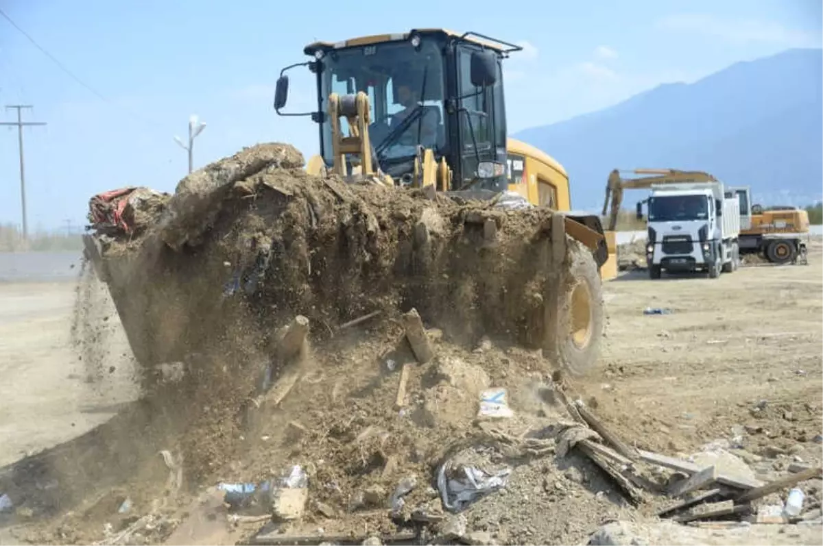 Osmangazi\'de Kurban Satış Yerleri Temizlendi