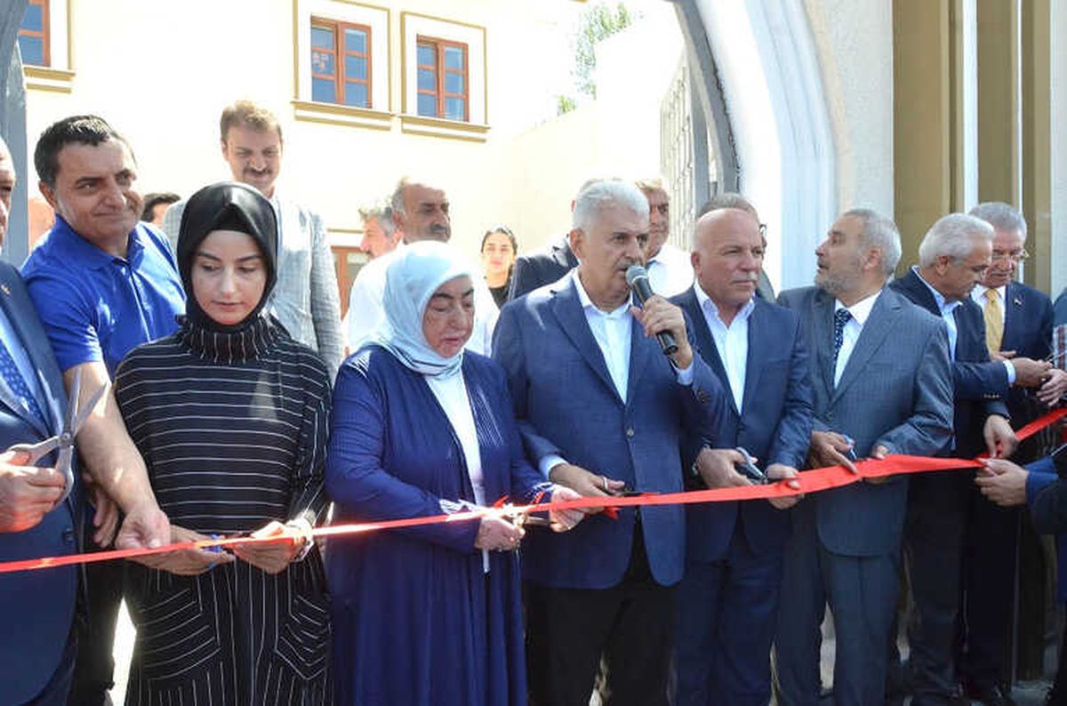 TBMM Başkanı Binali Yıldırım Bilgi Evi\'nin Açılışını Yaptı