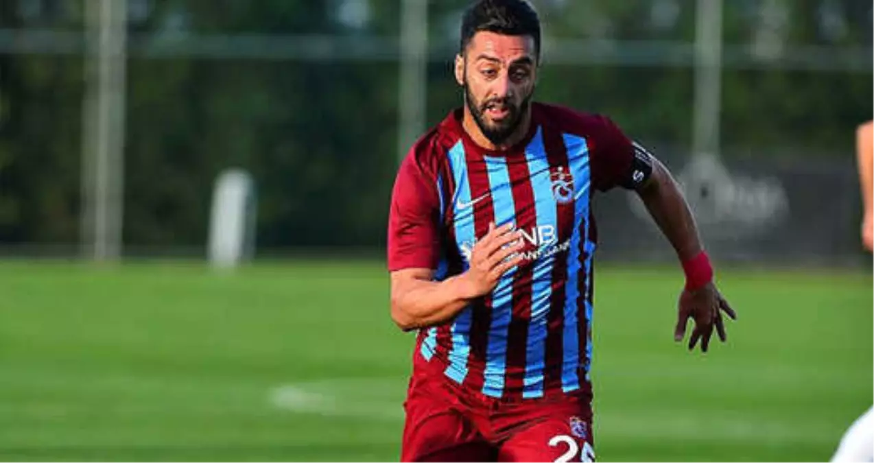 Trabzonspor\'da Mustafa Akbaş Kadro Dışı Bırakıldı