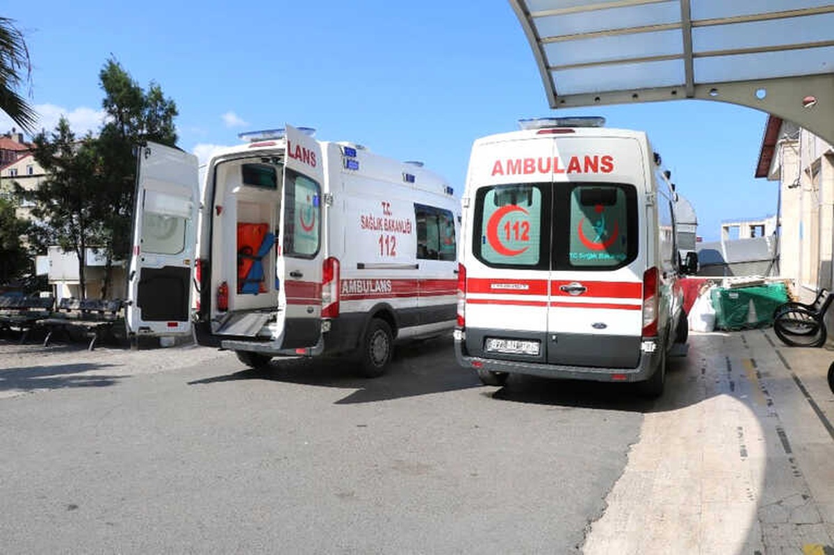 Zonguldak\'ta Boğulma Tehlikesi Geçiren Genç Kurtarıldı
