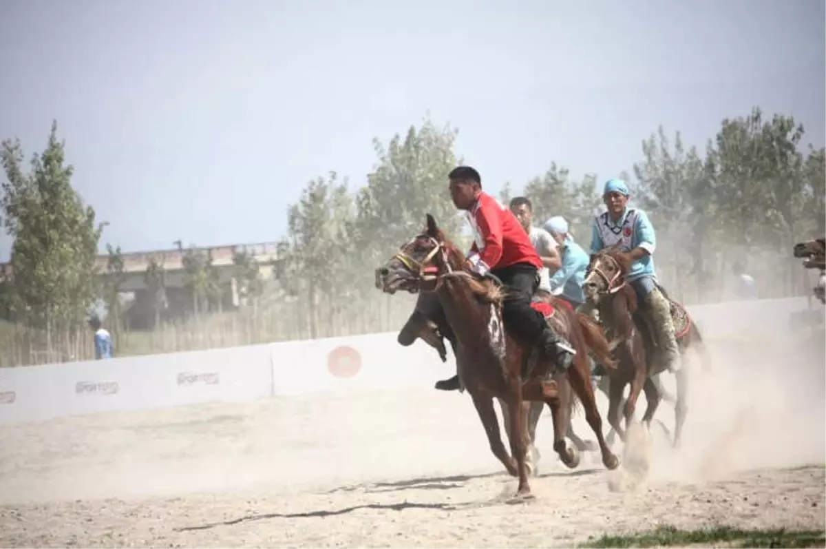 1071 Kutlamaları İlgi Görüyor