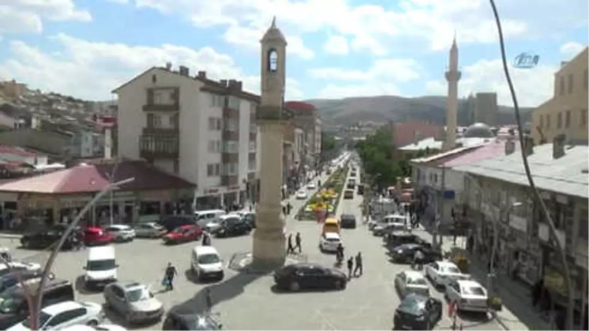 Bayburt\'ta Tatilci Yoğunluğu