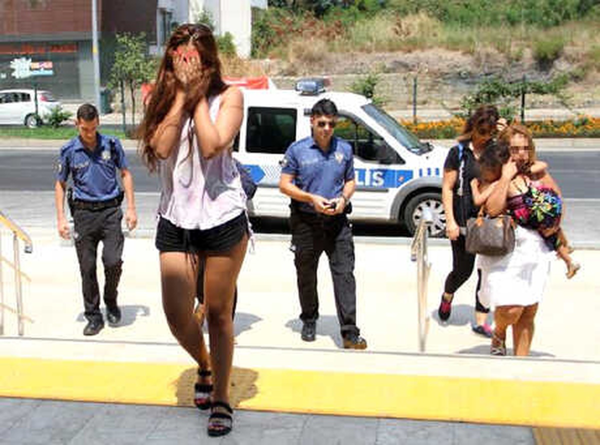 Hırsızlık Şüphelisi İranlı Anne ve Kızları Gözaltında