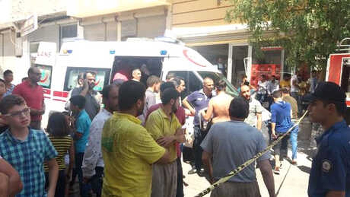 Kilis\'te Fırında Yangın; Mahsur Kalanlar Var (1)