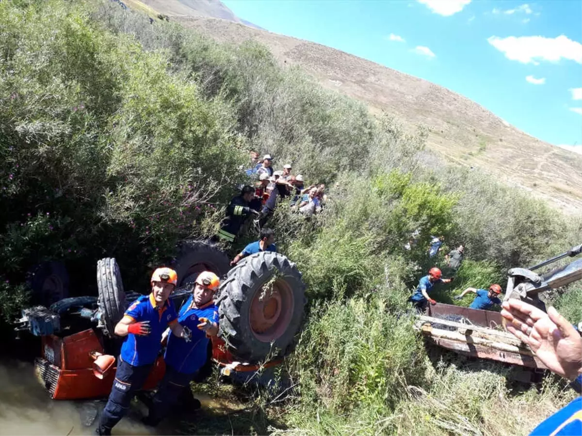 Kullandığı Traktörün Altında Kalan Sürücü Öldü