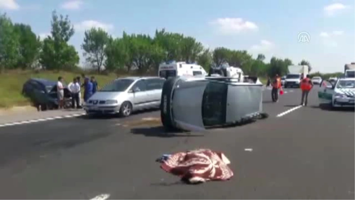 Trafik Kazası: 2 Ölü, 4 Yaralı