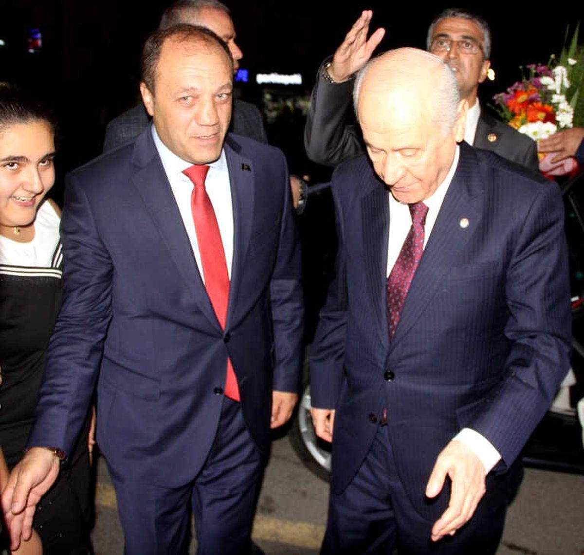 MHP Genel Başkanı Bahçeli\'ye Erzurum\'da Yoğun İlgi