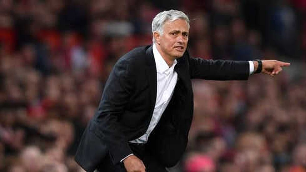 Mourinho\'dan 259 Saniyelik Basın Toplantısı