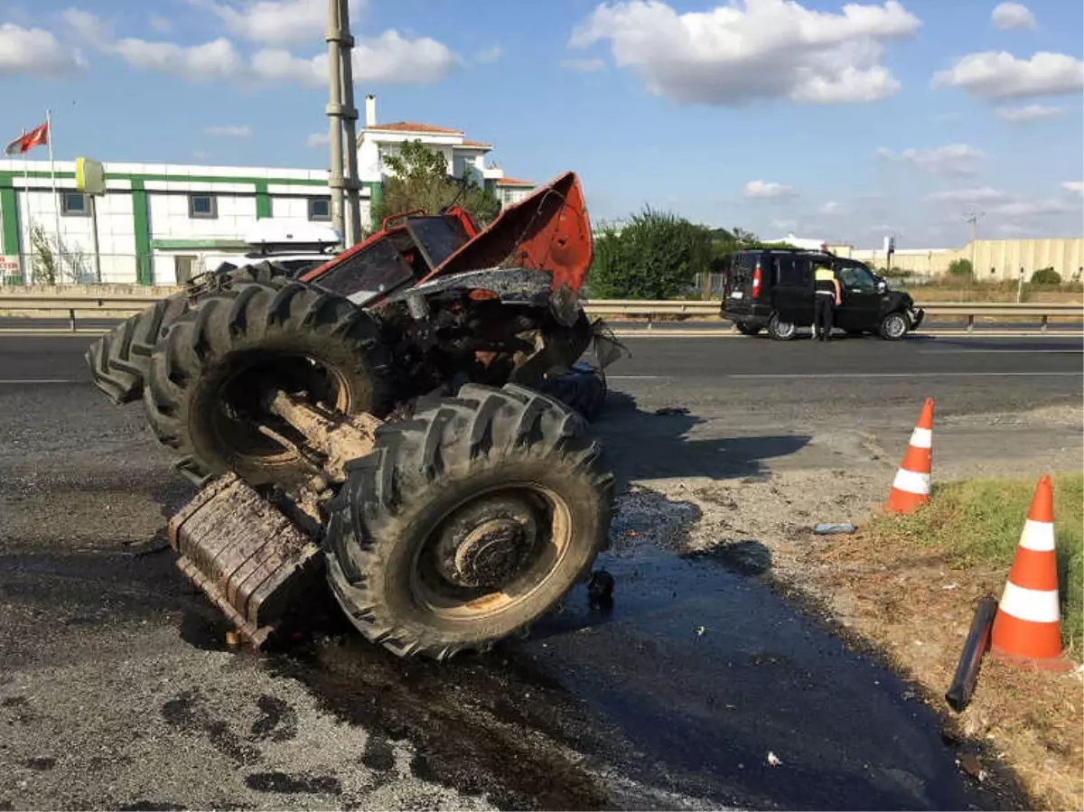 Traktörün İkiye Bölündüğü Kaza Kamerada