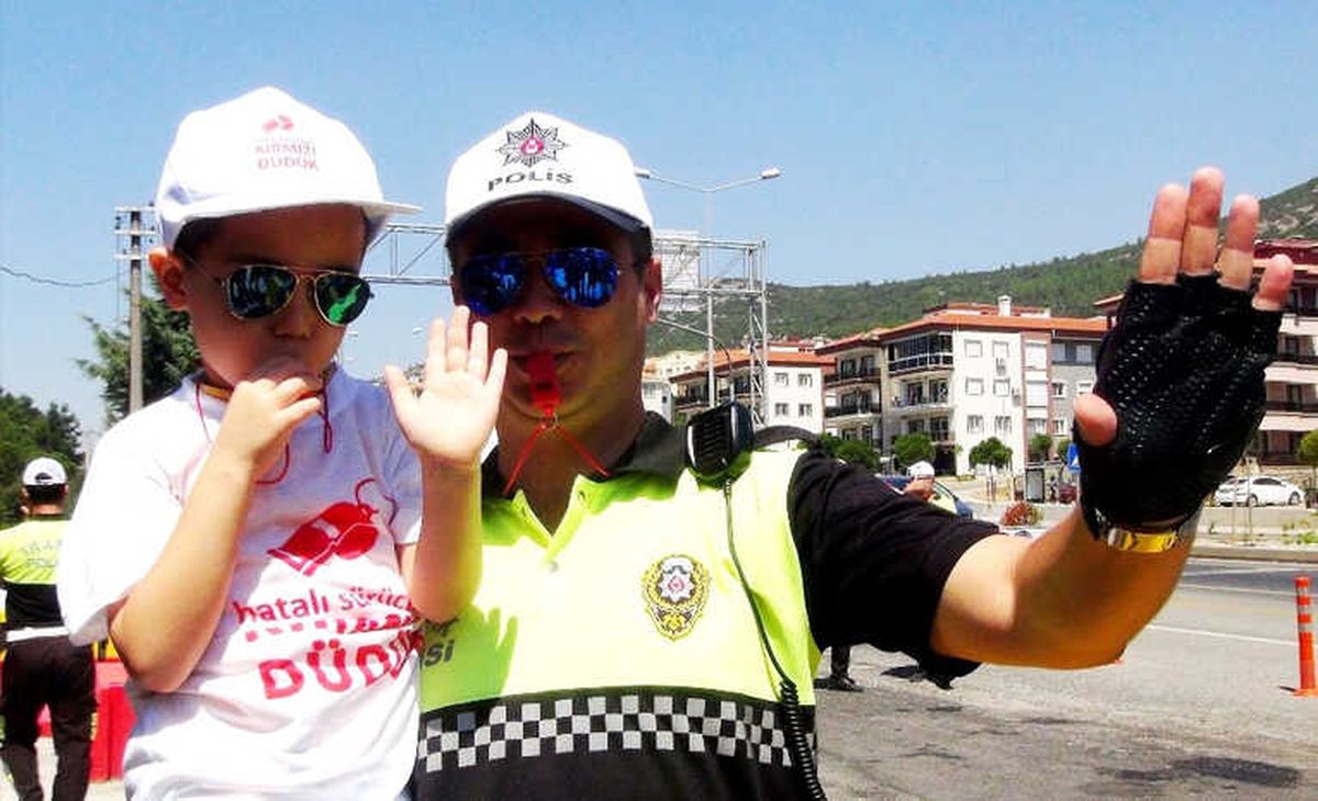 3 Bin Kırmızı Düdük Dağıtıldı