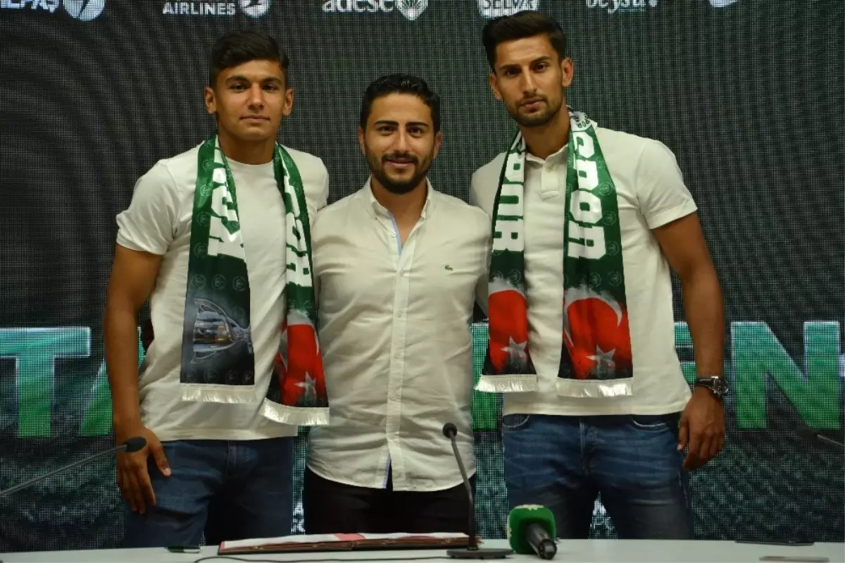 Atiker Konyaspor\'da Çifte İmza