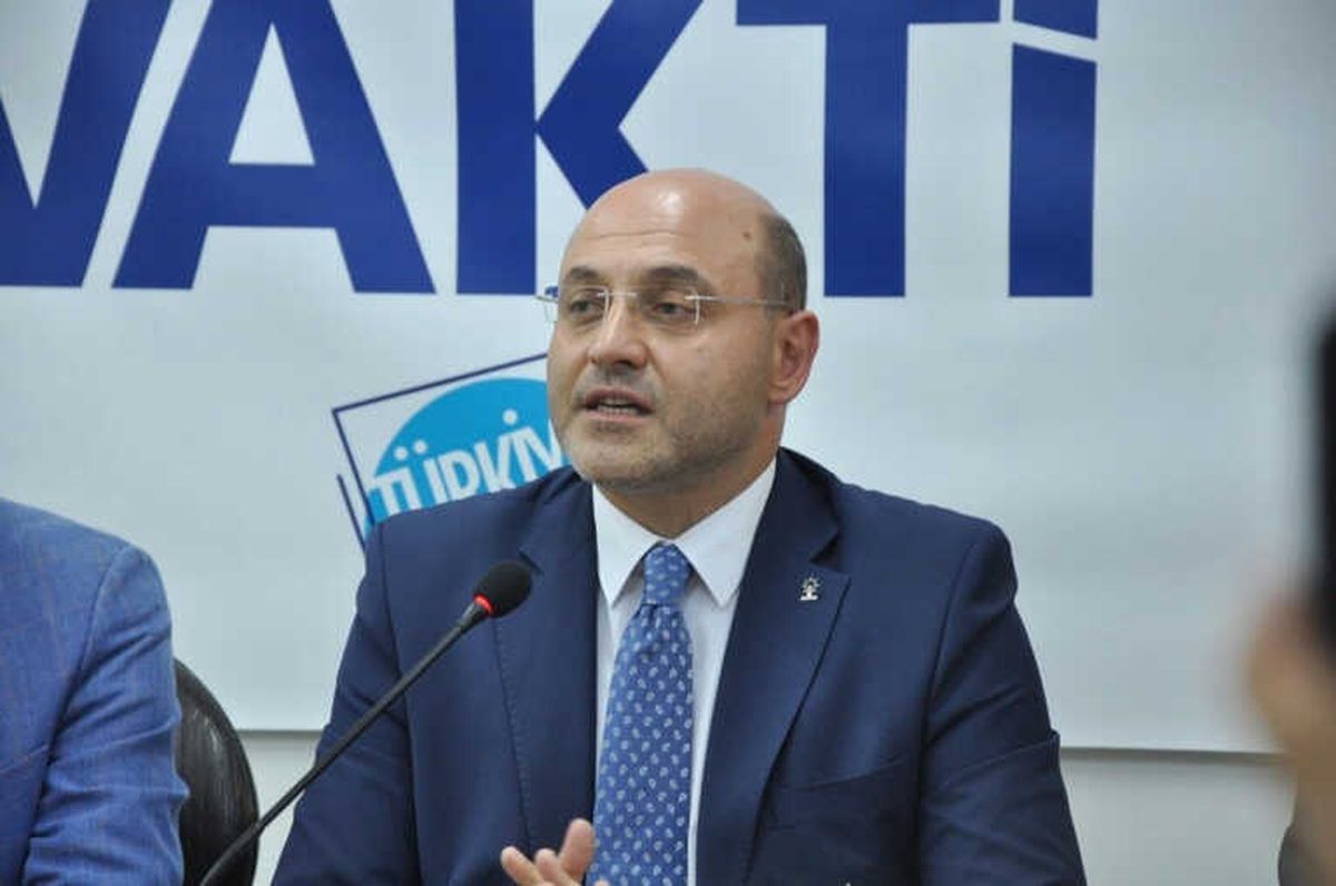 Başkan Ali Çetinbaş: "Chp\'li Ali Fazıl Kasap, Genel Başkanlık Yarışında Tarafını Belirlemeli"