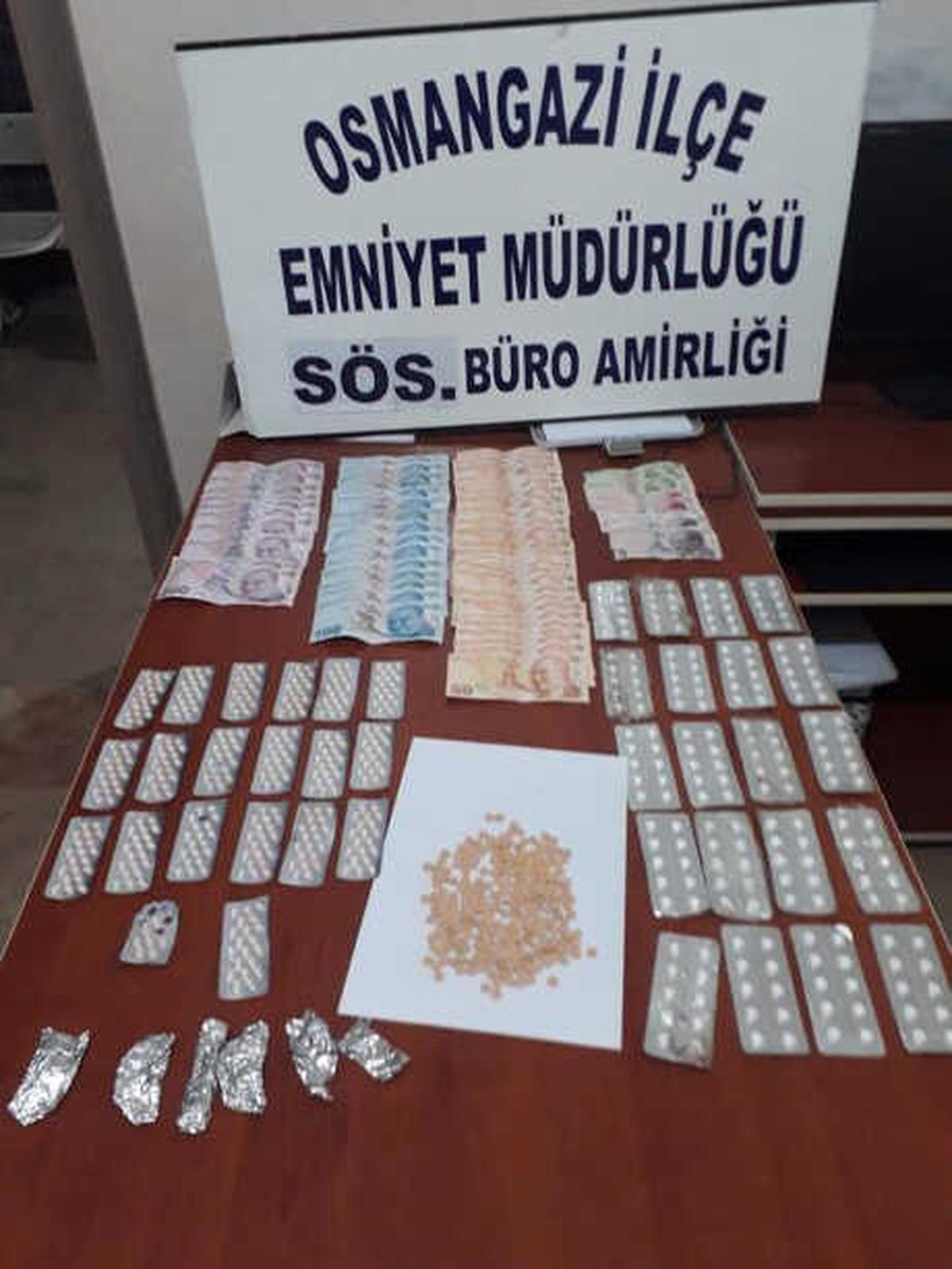 Bursa\'da \'Uyuşturucu Ticareti\' Yapan 2 Suriyeli Tutuklandı