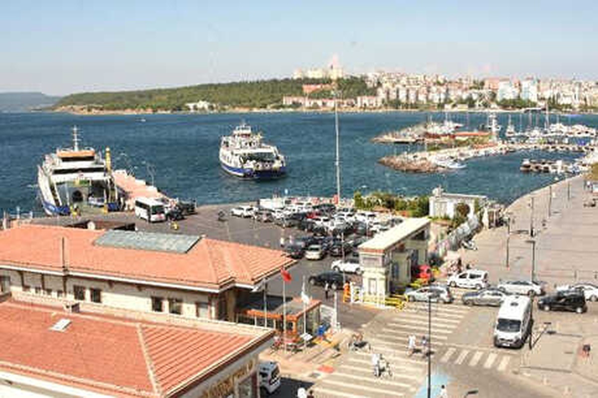 Gestaş, Çanakkale Boğazı\'nda 10 Günde 185 Bin 610 Araç Taşıdı