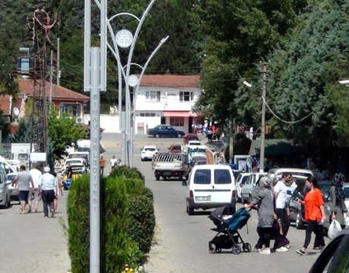 Simav\'daki Termal Tesislerde Bayram Bereketi