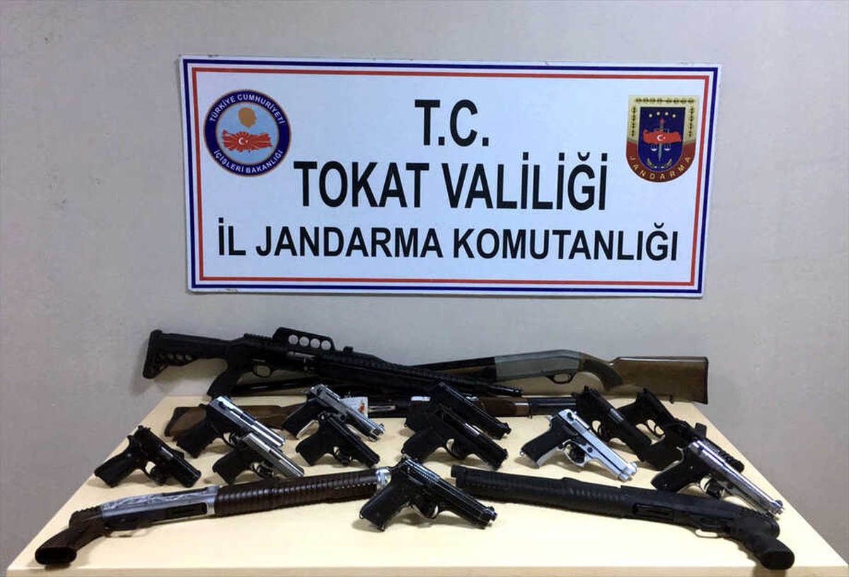 Tokat\'taki Düğünlerde Çok Sayıda Silah Ele Geçirildi