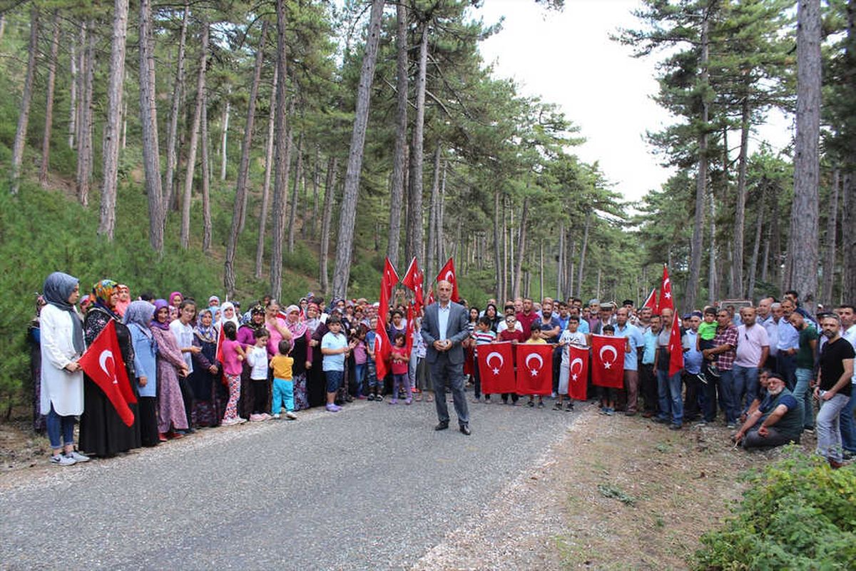 Tosya\'da Köylülerden Çevreyi Kirletenlere Protesto