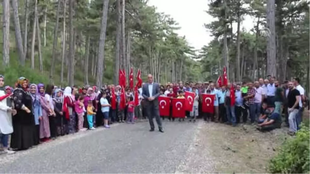 Tosya\'da Köylülerden Çevreyi Kirletenlere Protesto