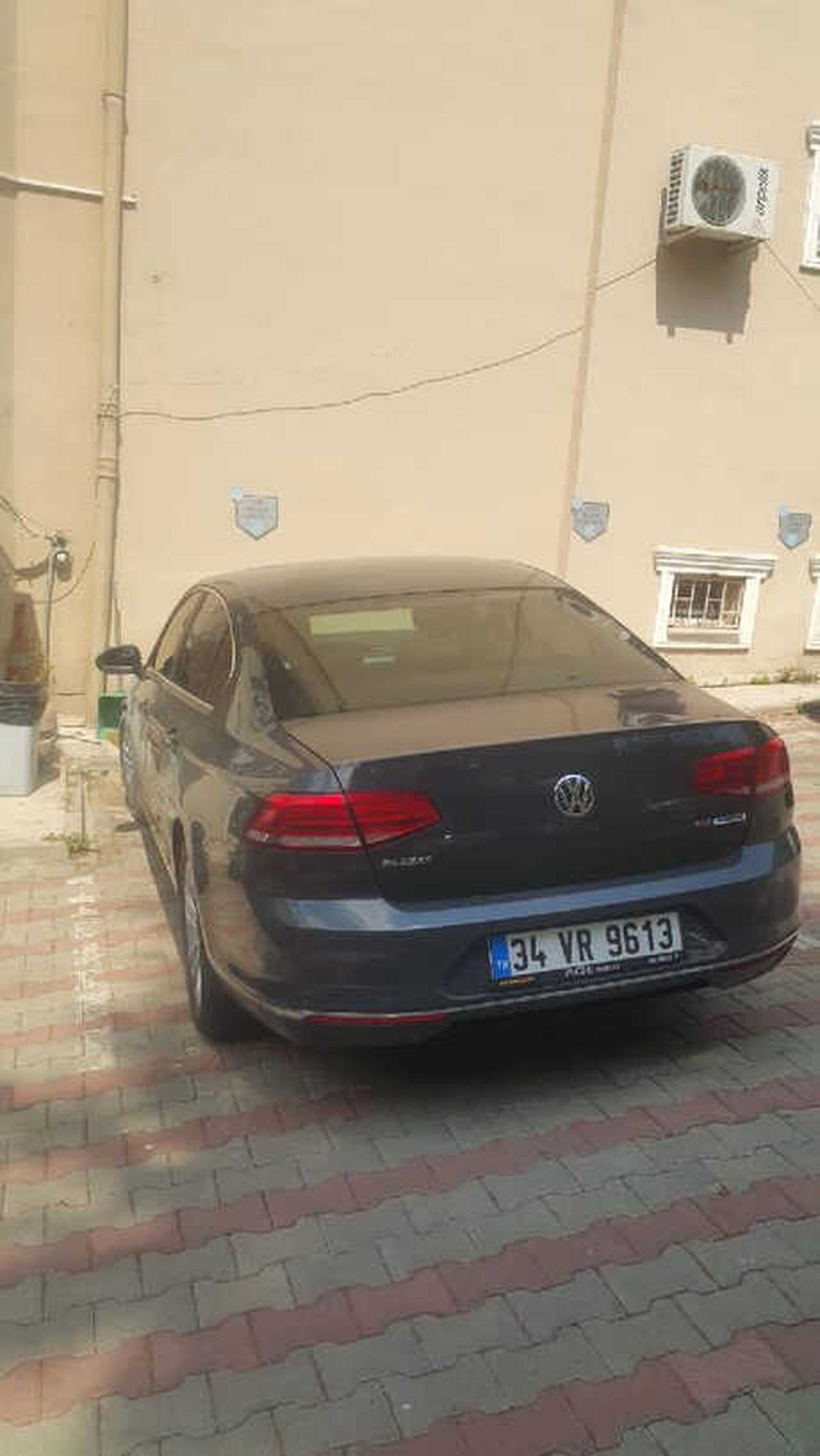 4 Aydır Çalıştığı Otoparkı Soymuş
