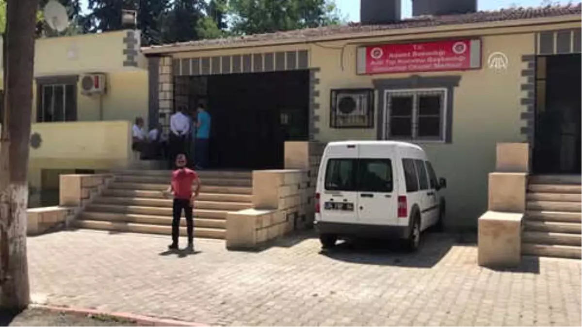 Bıçaklı Kavga: 1 Ölü, 8 Yaralı